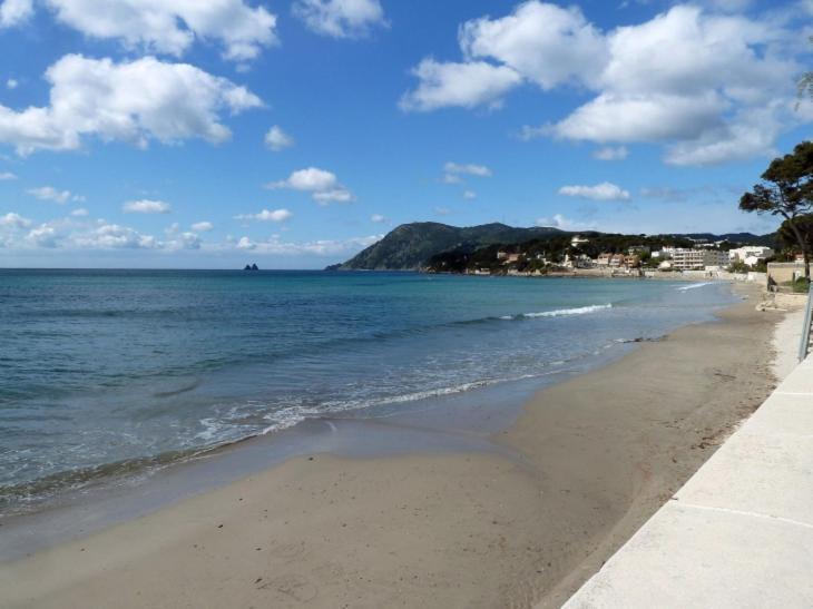 Les Bois Flottes . Plage De La Verne La Seyne-sur-Mer Eksteriør billede